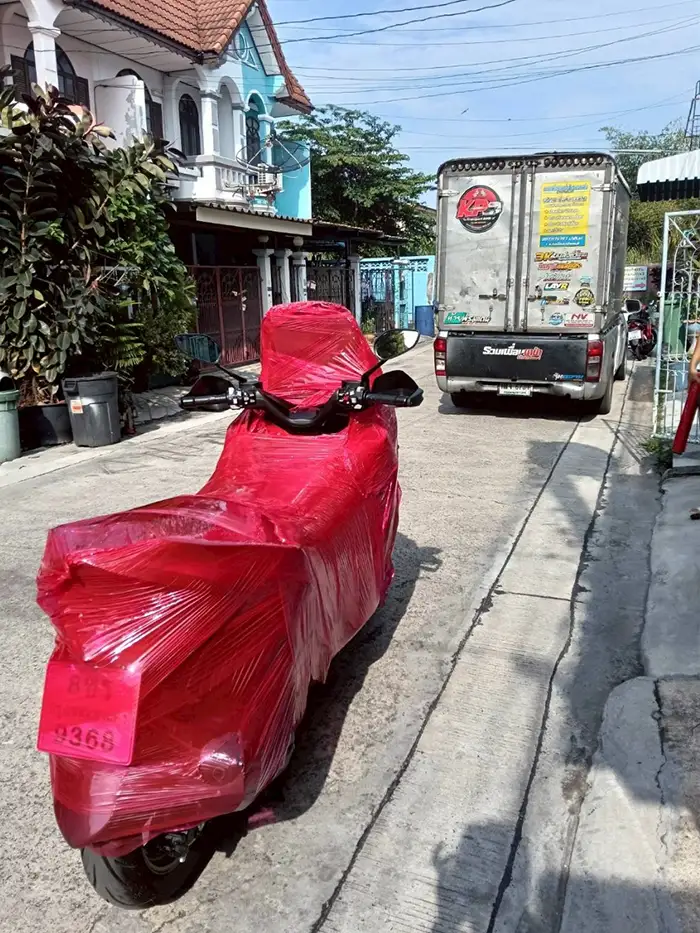 รถส่งมอเตอร์ไซค์